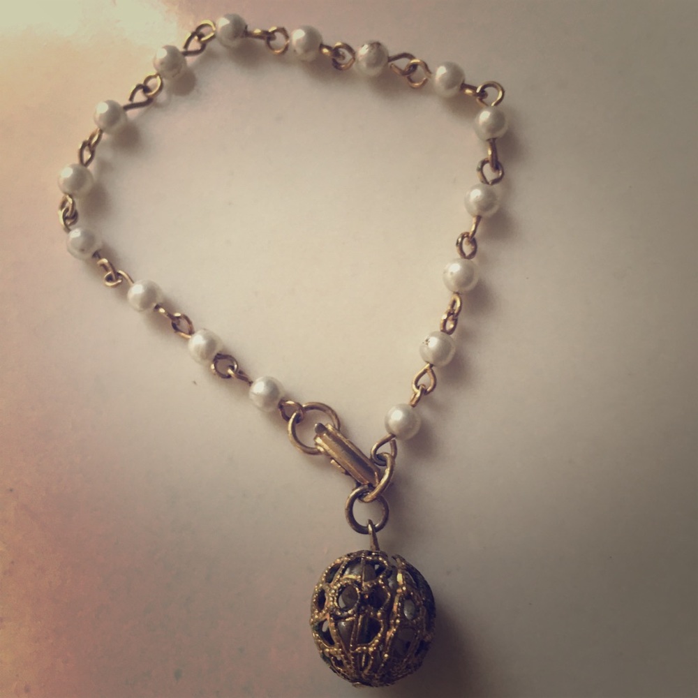✨Vintage✨Park Lane Pearl Bracelet✨